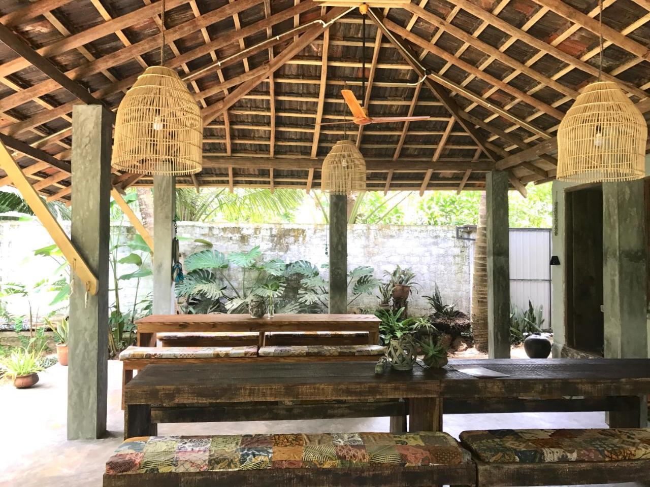 Dreamtime Sri Lanka Hotel Hikkaduwa Buitenkant foto